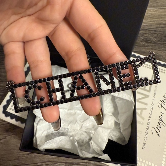 CHANEL Statement Black Crystal "CHANEL" Crystal Chain Necklace - Picture 3 of 9